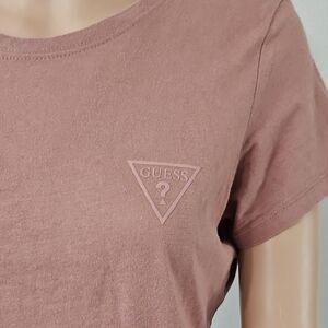 Guess Women's Mauve Short Sleeve Tee